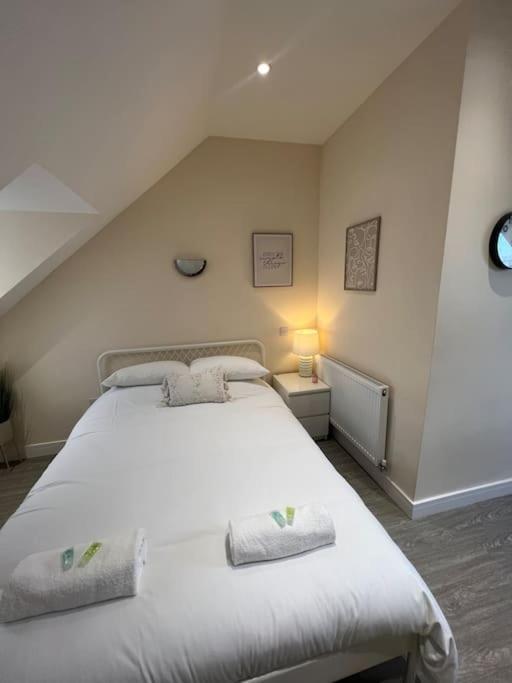 6 Studio Flat, 50M To Airbus Bristol Exterior photo